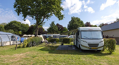 Locations d'emplacements de camping en Ille-et-Vilaine au camping Domaine du Logis