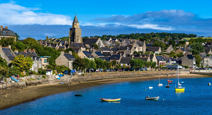 Visitez le beau village de Saint-Suliac en bord de mer