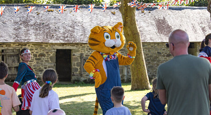 La mascotte Topi au Club enfants