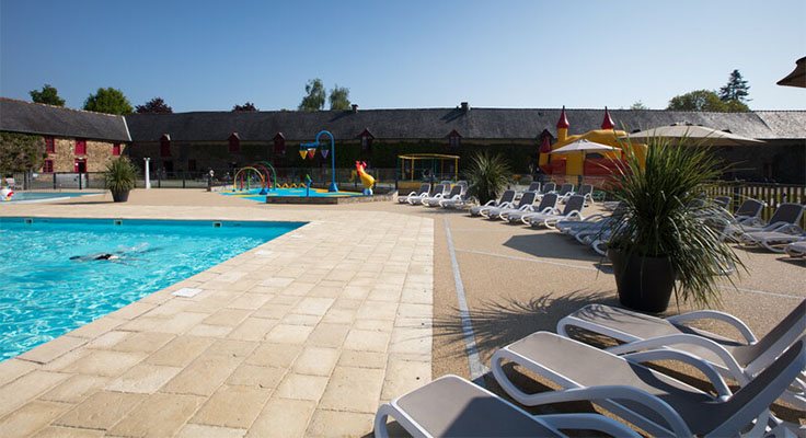 L'espace aquatique du camping pour toute la famille